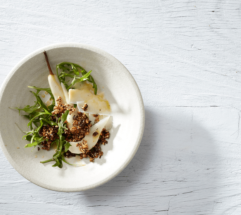 Toffee seeds with fresh pear, parmesan and Rocket – Kapai Puku